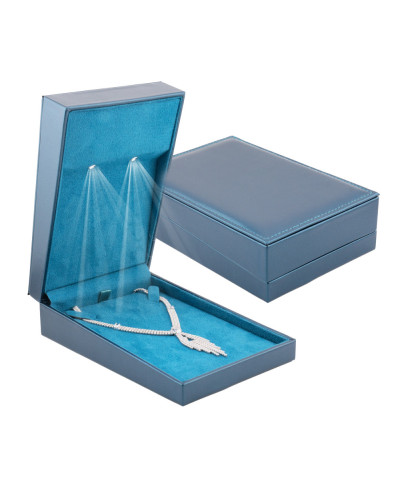 Astuccio con luce serie Modena ottanio 11X16X4cm collana